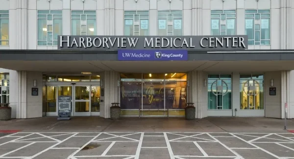 Photograph of the entrance of Harborview Medical Center